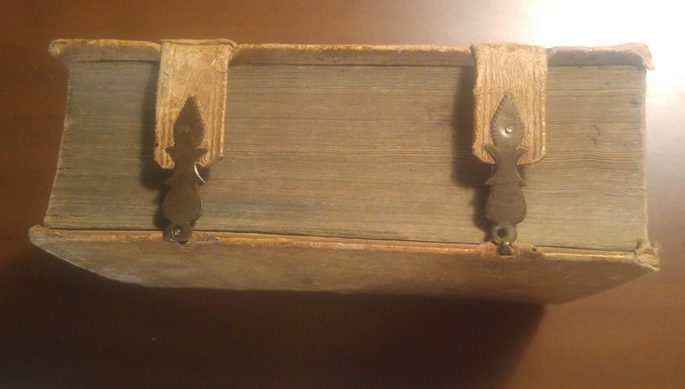 Institutionum Imperialium Seu Elementorum Justiniani 1718 libro antico diritto