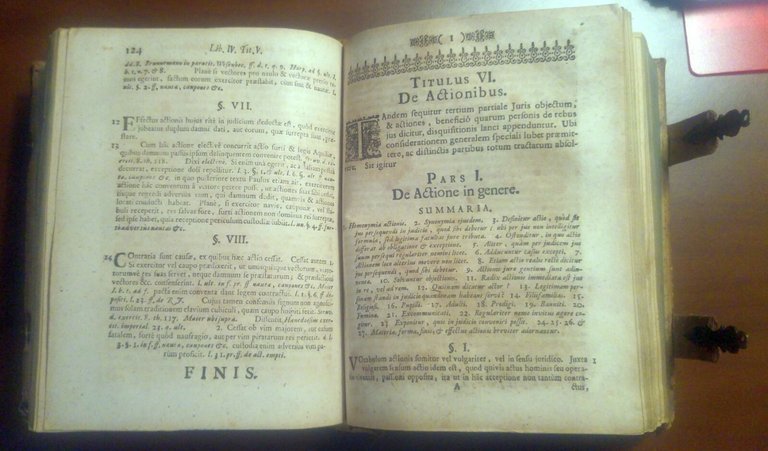Institutionum Imperialium Seu Elementorum Justiniani 1718 libro antico diritto