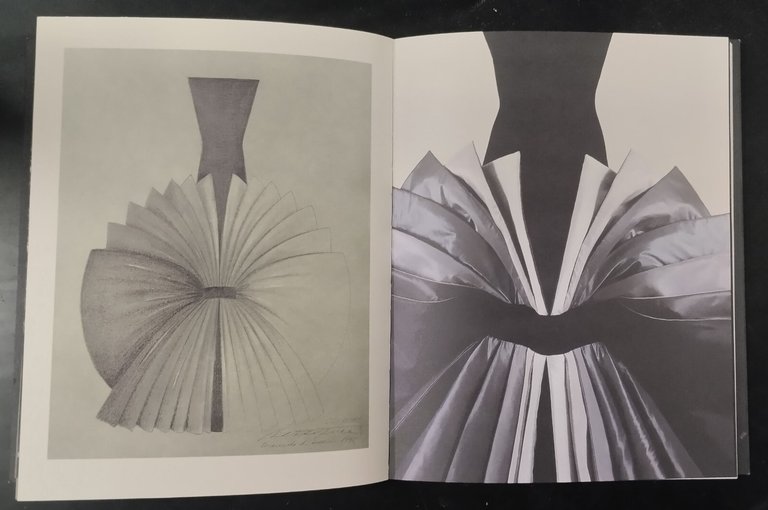 L'ELOGIO DELLA BELLEZZA di Roberto Capucci 2000 De Luca Libro …