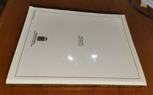 La terra dell'ulivo Guida enogastronomica della Puglia 1993 Mario Adda …