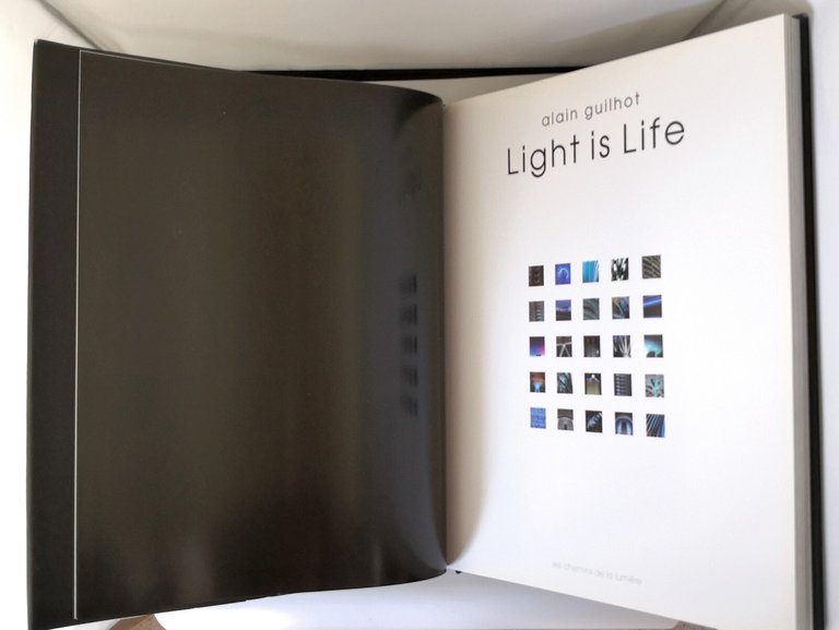 LIGHT IS LIFE di Alain Guilhot 2007 Les chemins de …