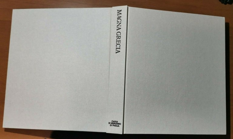 MAGNA GRECIA ARTE E ARTIGIANATO 1990 Electa libro archeologia Puglia