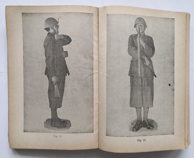 MANUALE PER IL GRADUATO fanteria cavalleria 1940 Edizioni Le Forze …