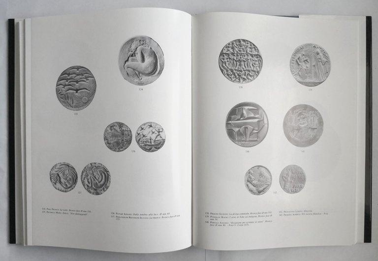 MEDAGLIE IN ITALIA di Mario Valeriani 1993 Edizioni Radio libro …