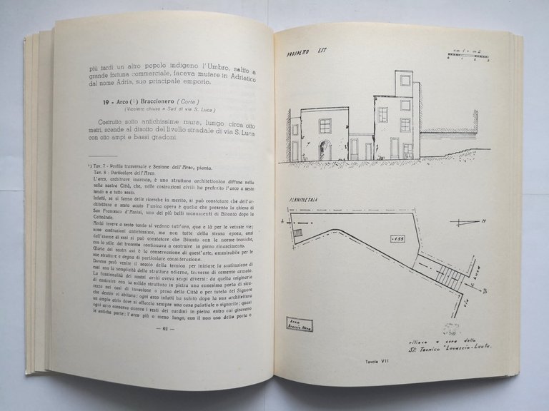 ONOMASTICA STRADALE DELLA CITTÀ DI BITONTO volume I De Capua …