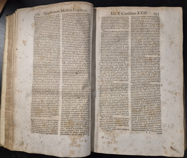 PAULI ZACCHIAE QUAESTIONUM MEDICO LEGALIUM 2 volumi 1661 Huguetan Libro …