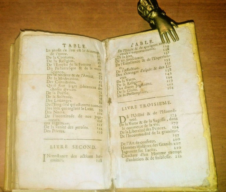 PENSEES DE MONTAGNE PROPRES A FORMER L'ESPRIT ET LES MOEURS …