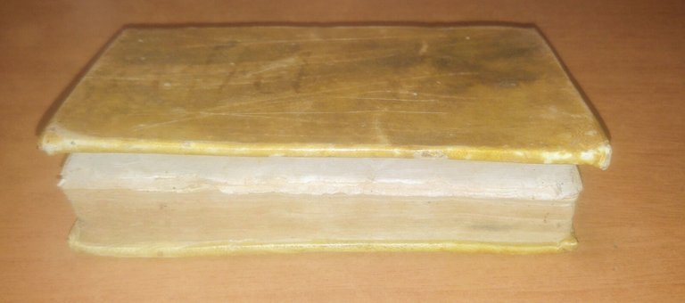 PENSEES DE MONTAGNE PROPRES A FORMER L'ESPRIT ET LES MOEURS …