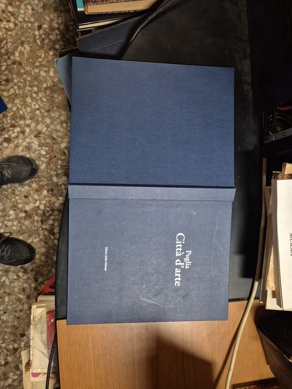 PUGLIA CITTÀ D'ARTE di Raffaele Nigro 2004 Mario Adda Libro …