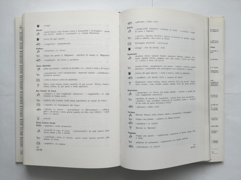 PUGLIA TURISMO STORIA ARTE FOLKLORE 1991 Mario Adda Libro locale