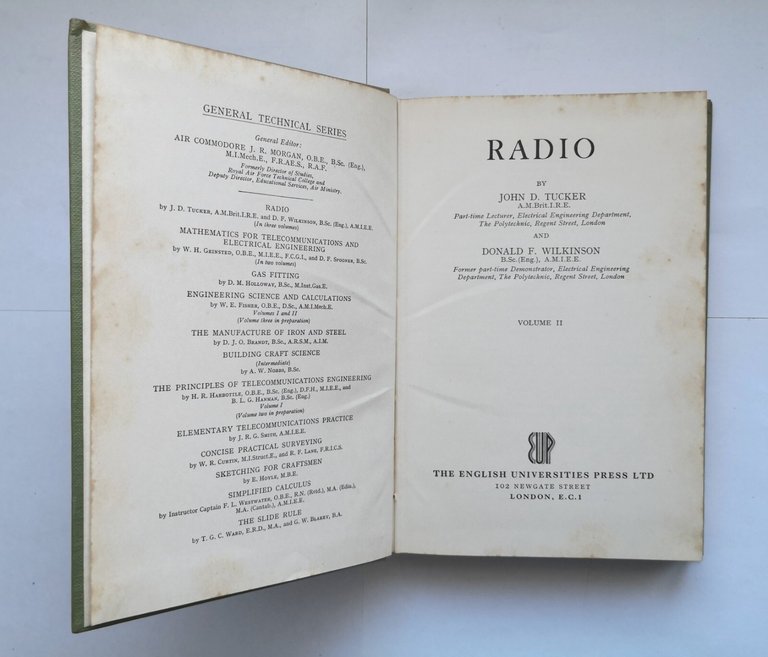 RADIO di Tucker e Wilkinson volume 2 1962 The English …