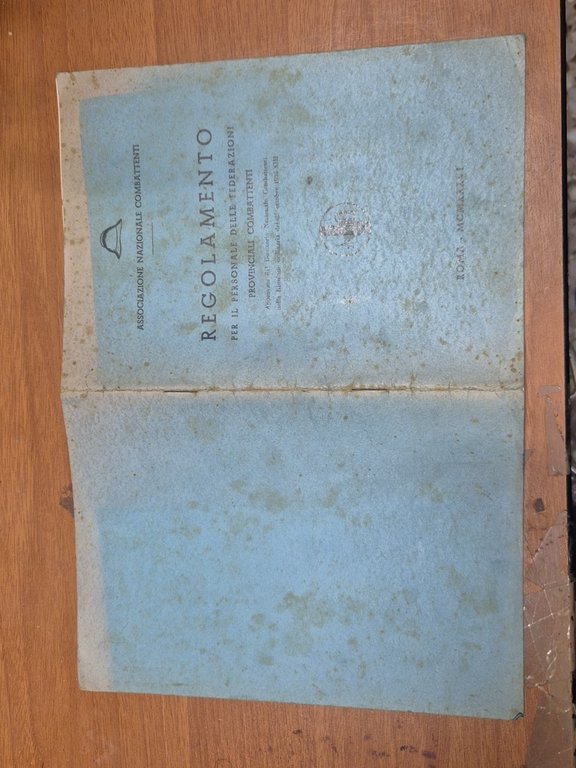 REGOLAMENTO PER IL PERSONALE DELLE FEDERAZIONI PROVINCIALI COMBATTENTI 1936 libr