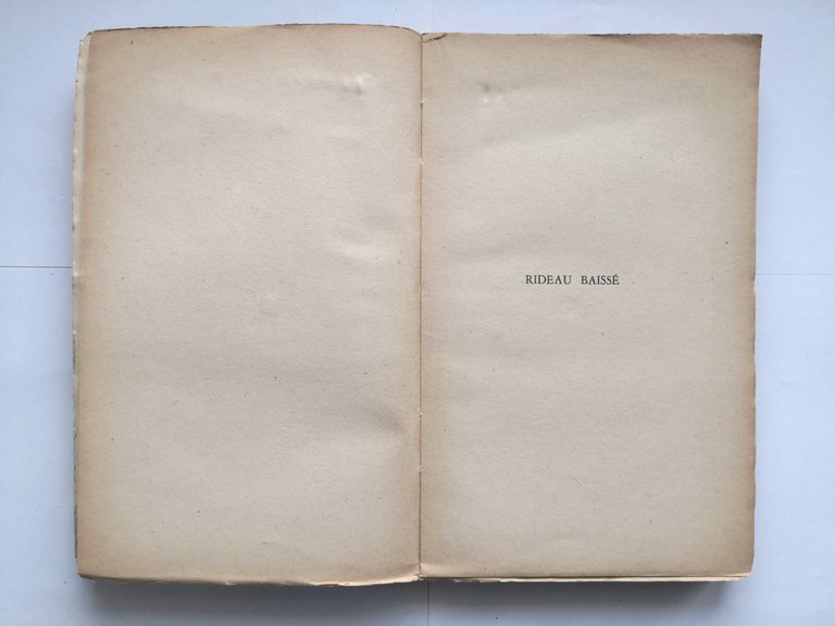 RIDEAU BAISSE di Gaston Baty 1949 Bordas libro in francese …