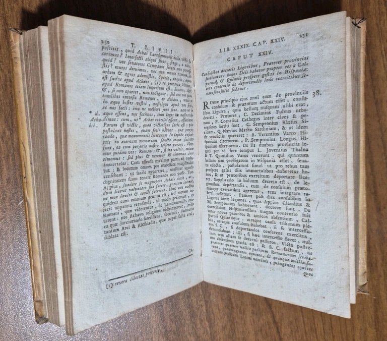 TITI LIVII OPERA quae supersunt Volume 4 - 1768 Tito …