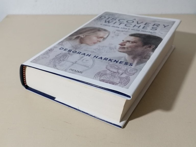 A discovery of witches