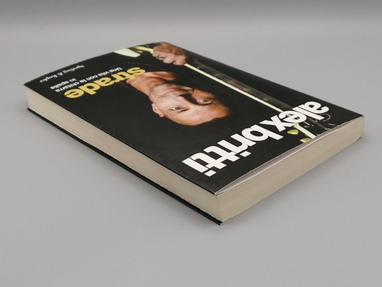 Alex Britti - Strade, Una vita Con La Chitarra In …