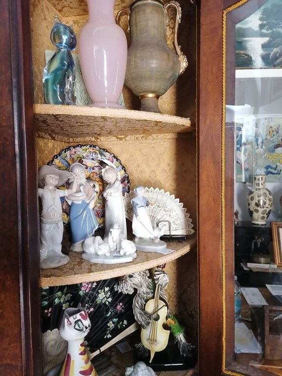 Angoliera Vetro Bombato Impiallacciata in Radica di Noce 5 Ripiani …