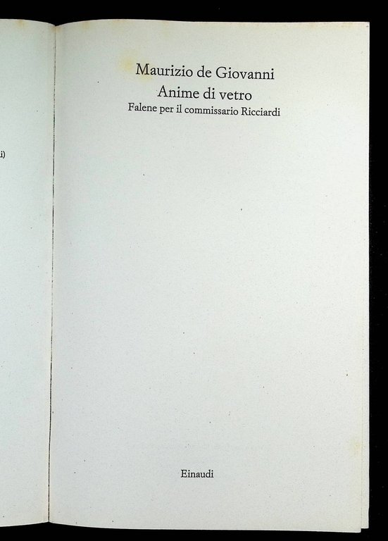 Anime di vetro. Falene per il commissario Ricciardi | Immagine Gallery 3