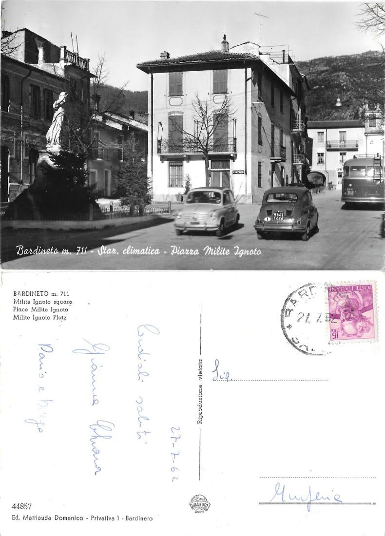 Bardineto (SV). Staz. climatica. Piazza Milite Ignoto. Viaggiata 1962. Auto | Immagine principale