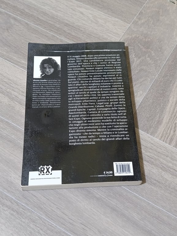 Chi comanda Milano : una cittÃ travolta dagli scandali e …