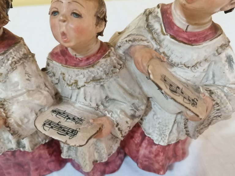 Chierichetti Coristi Capodimonte Mollica Scultura Scena Statuette Porcellana