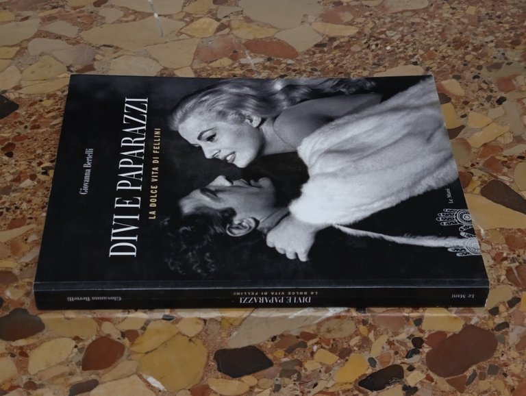 Divi e paparazzi. La dolce vita di Fellini | Immagine Gallery 5