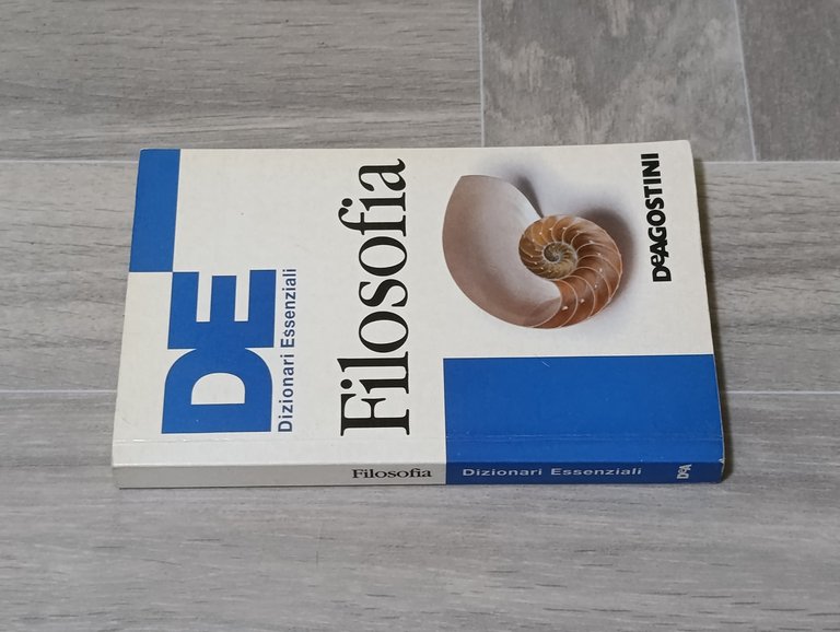 Dizionario essenziale di filosofia