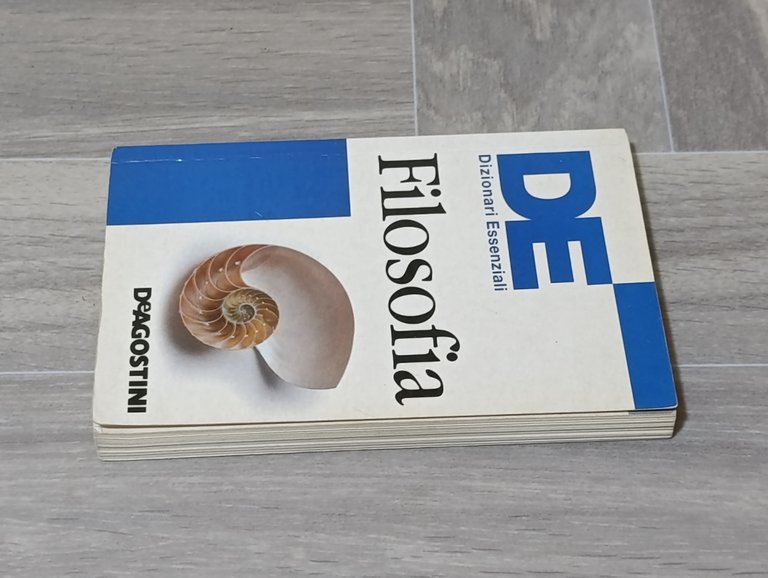 Dizionario essenziale di filosofia