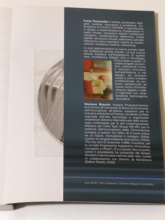 e-Art. Arte, società e democrazia nell'era della rete. Con CD-ROM