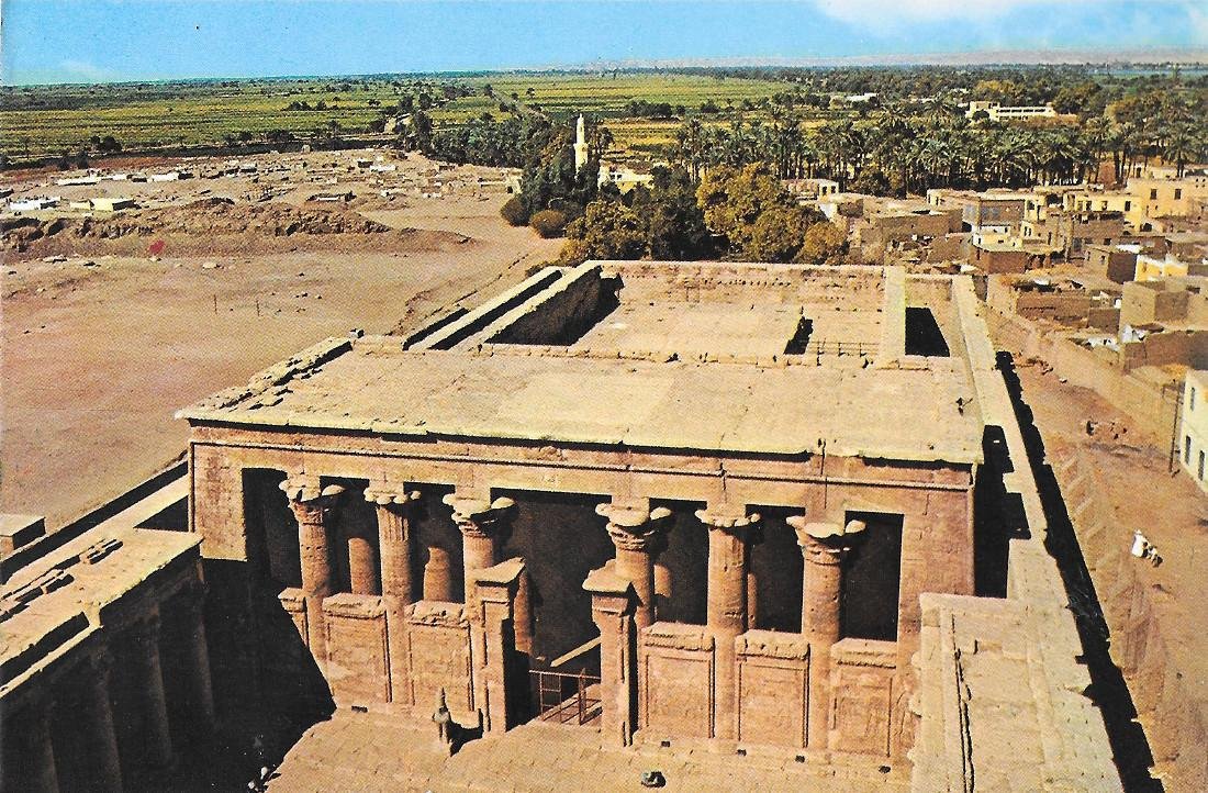 Egypt. The Temple seen from the Pylon. Non viaggiata | Immagine principale