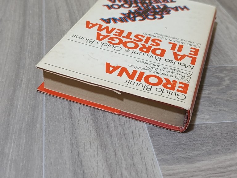 Eroina / La Droga e il Sistema