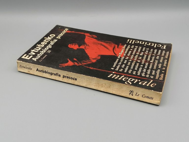 Evtusenko - Autobiografia Precoce 1^ Edizione Feltrinelli Le Comete 28 …