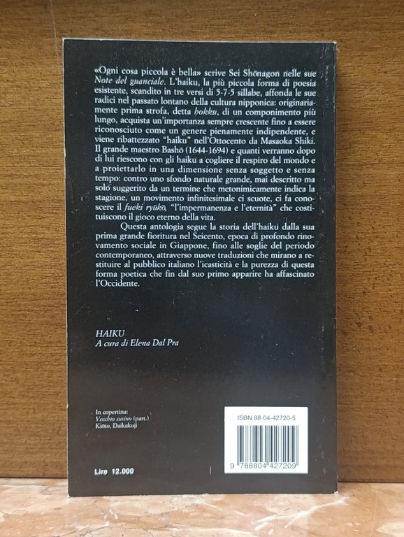 Haiku. Il fiore della poesia giapponese da Basho all'ottocento | Immagine Gallery 4