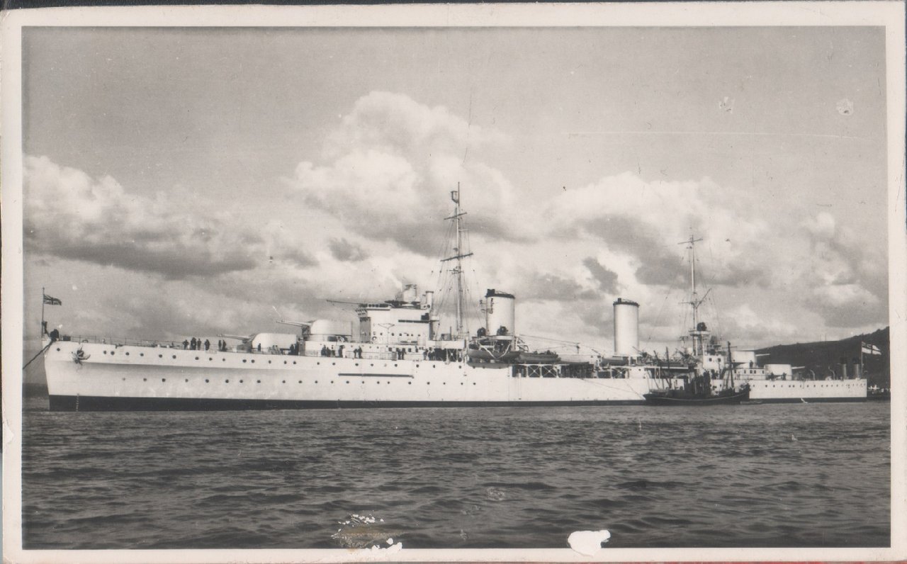 HMS Apollo (D63)/ HMAS Hobar. Photo | Immagine principale