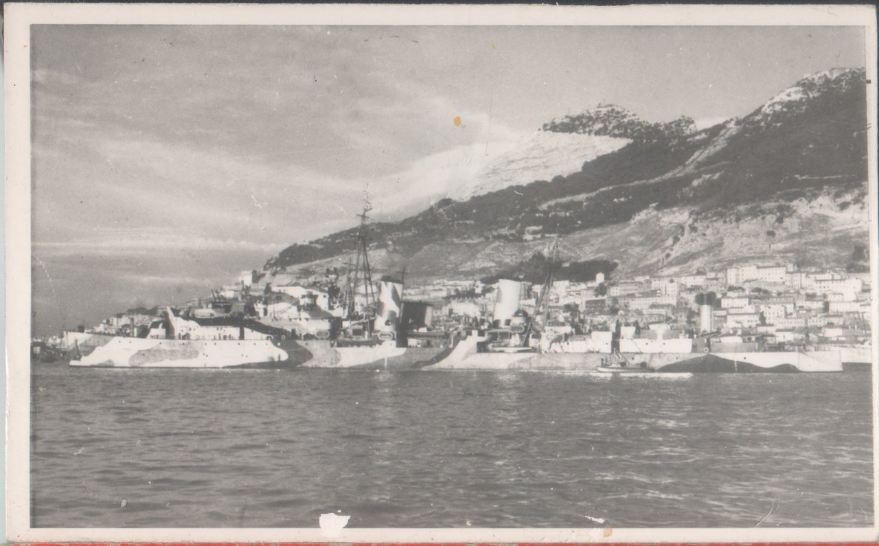 HMS Charybdis (88). Photo | Immagine principale
