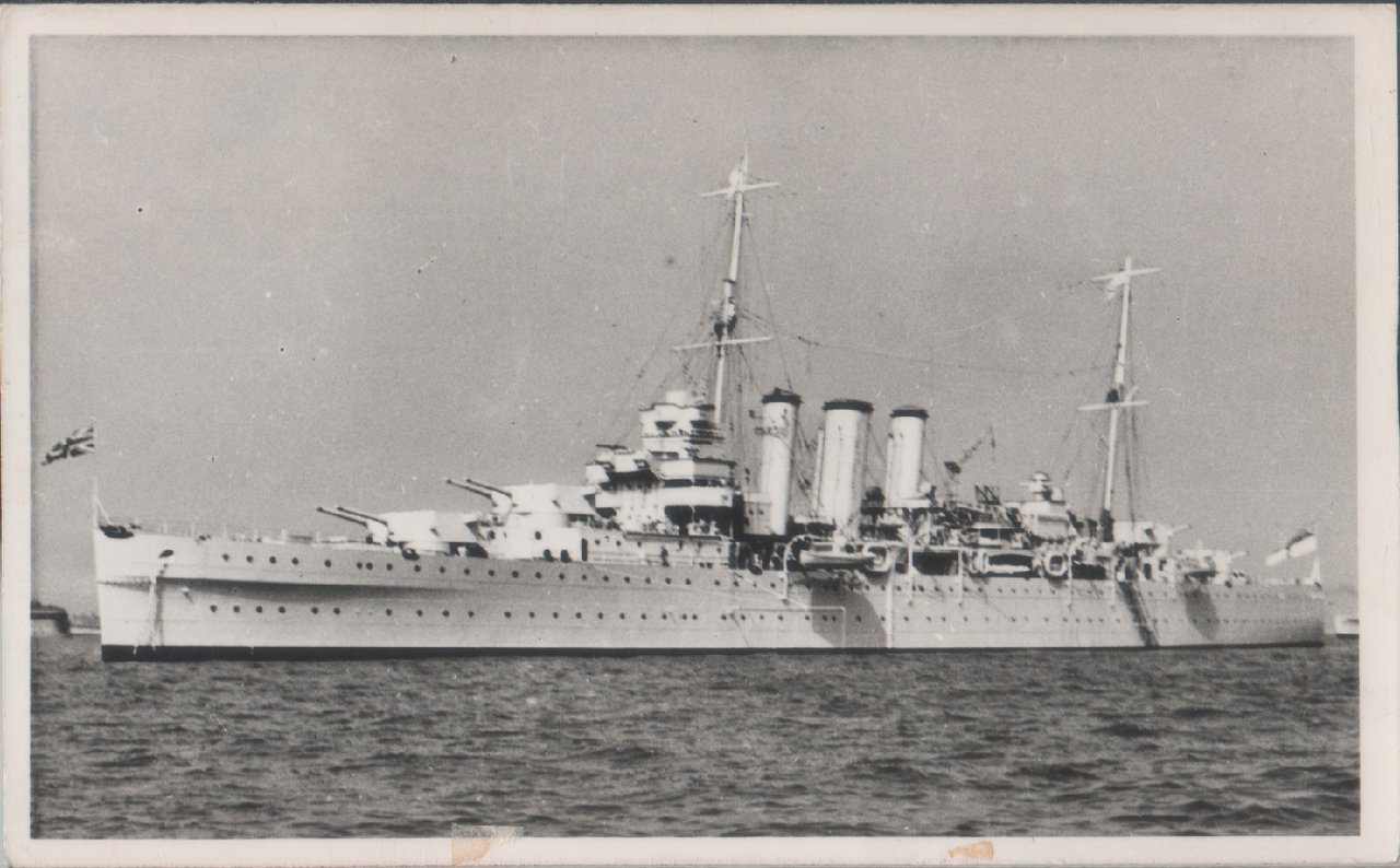HMS Devonshire (39). Photo | Immagine principale