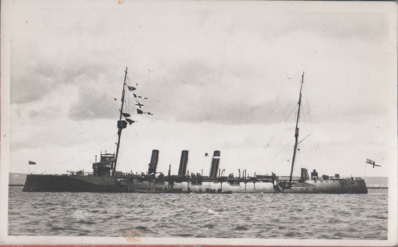 HMS Diamond (1904). Photo | Immagine principale