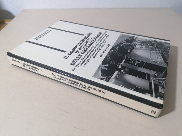 Il Comportamento d'Acquisto delle Organizzazioni Libro Parkinson Baker 1988
