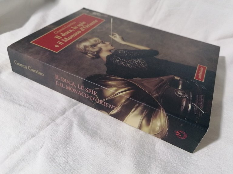 Il duca, le spie e il monaco d'Oriente