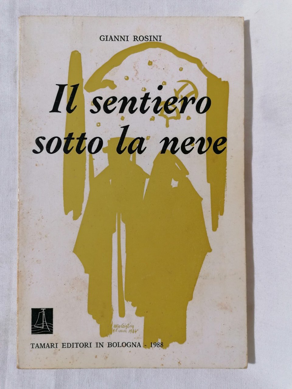 Il sentiero sotto la neve