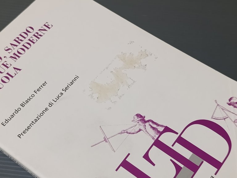 Italiano, sardo e lingue moderne a scuola