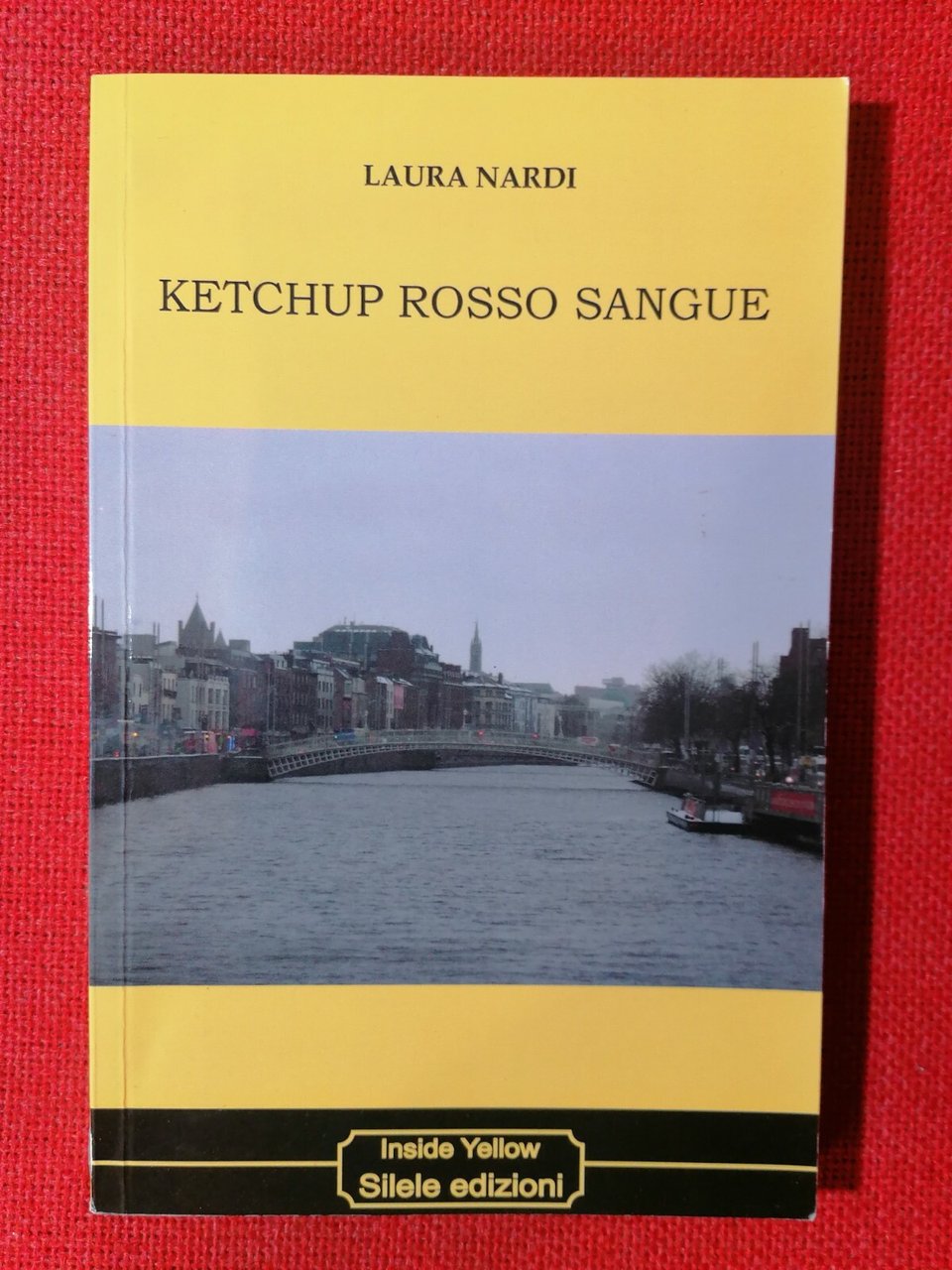 Ketchup rosso sangue