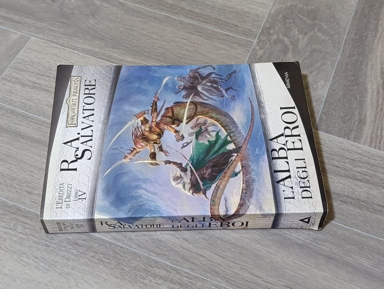 L'alba degli eroi. L'eredità di Drizzt . Libro IV