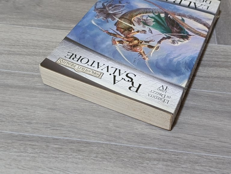 L'alba degli eroi. L'eredità di Drizzt . Libro IV