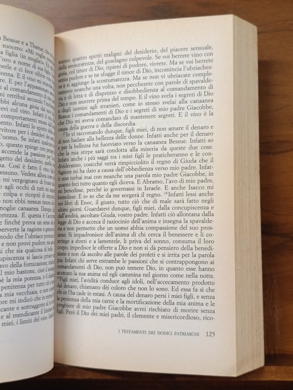 L'altra Bibbia che non fu scritta da Dio. Antico Testamento … | Immagine Gallery 8