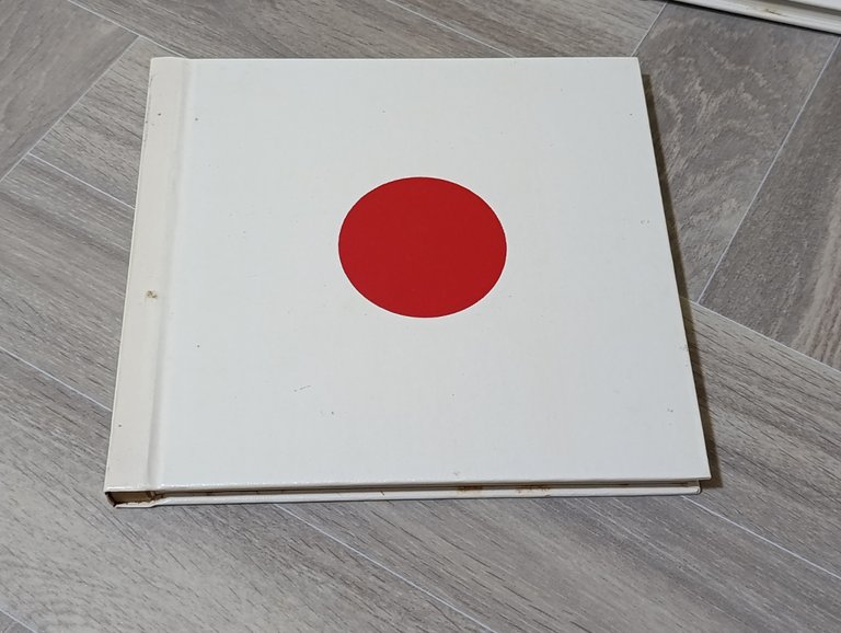 L'Ikebana. Filosofia, religione e teoria dei fiori. 2 Volumi