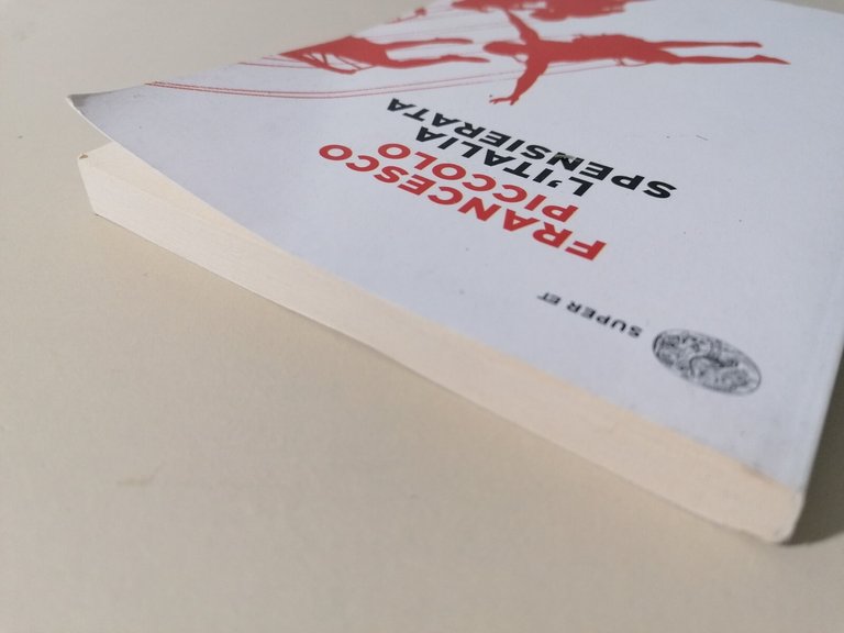 L'Italia Spensierata Libro Piccolo Einaudi Super ET Saggio Sull'Italiano Medio