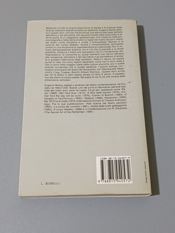 La canoa di carta. Trattato di antropologia teatrale