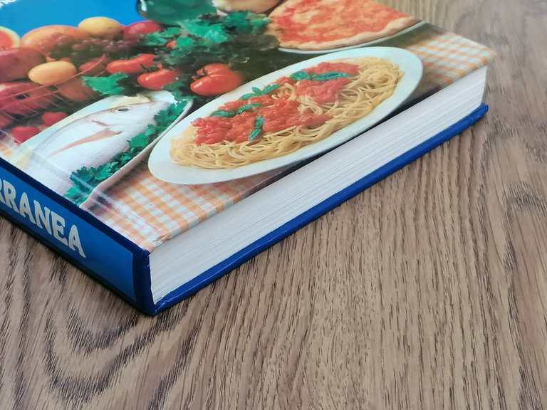 La Dieta Mediterranea Libro Salvadori Landra 1983 CDE Ricette