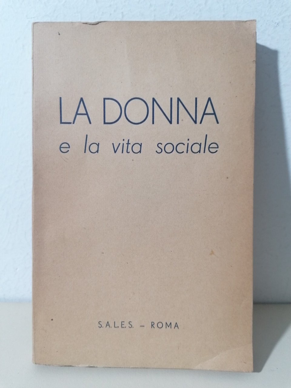 La Donna e la Vita Sociale